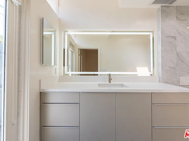 7273 Birdview Ave — Photo 8