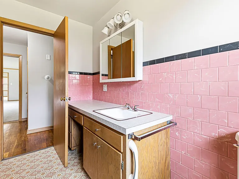 3511 Mitchell Ave — Photo 23