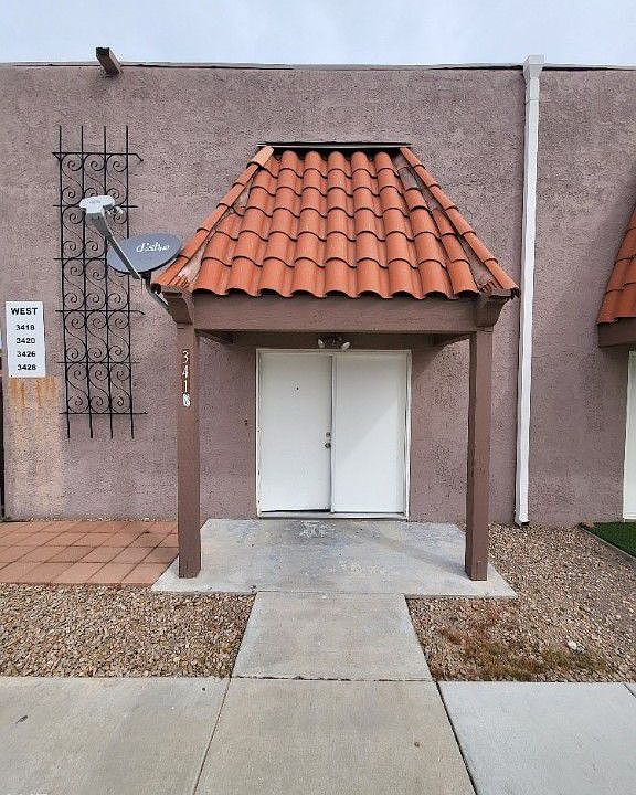 1st image of 3418 Villa Knolls West Dr #0