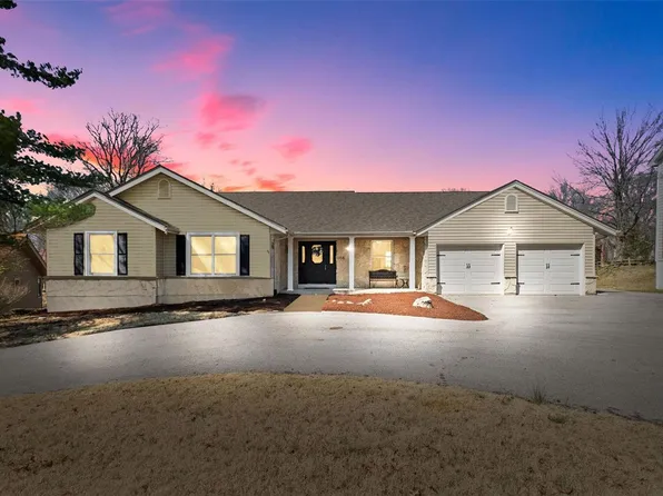 1358 Bridge Creek Trl, Ballwin, MO 63021