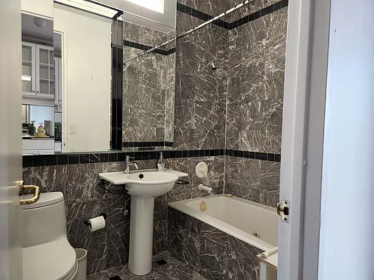 Rented by Compass | media 4