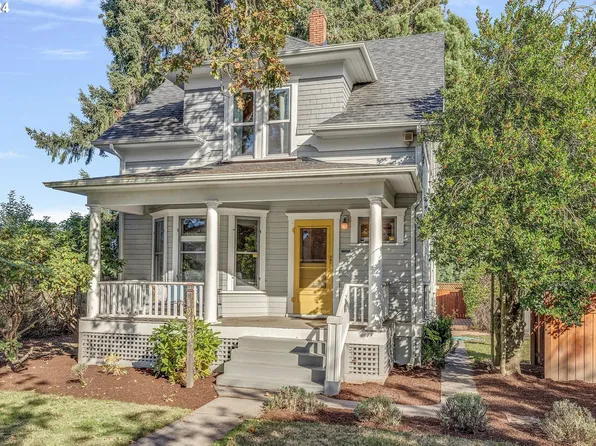 19425 SW Kinnaman Rd, Aloha, OR 97078