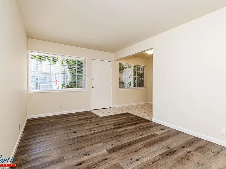 1273 Pedro St — Photo 2
