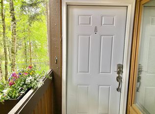 7540 Foxridge Way #8-A, Anchorage, AK 99518