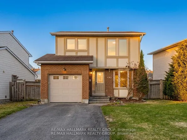 6382 Saint Louis Dr, Ottawa, ON K1C 2Y1