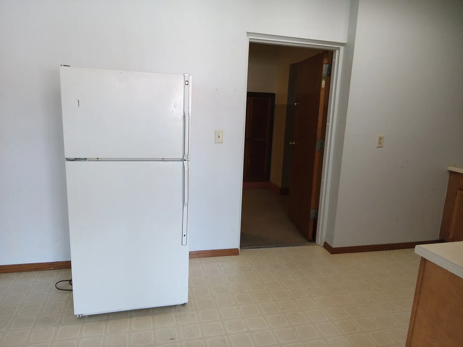 Blue River School - Apt 202 — Photo 2