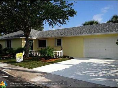 202 N Palmway, Lake Worth, FL, 33460