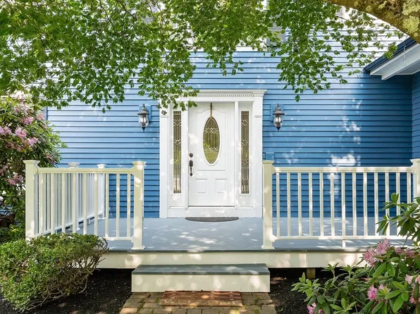 54 Kara Dr, North Andover, MA 01845