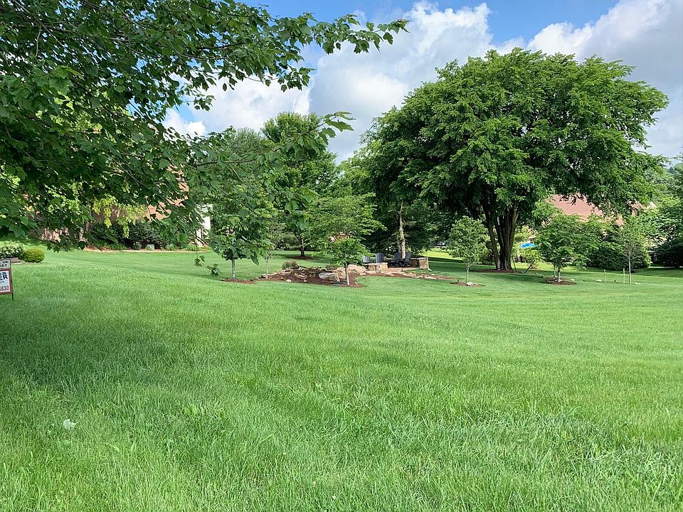 2nd image of 144 Colonial Way