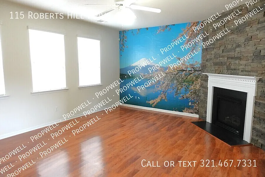 4 bed, 2.5 bath, 2470 sqft, $2,190 — Photo 4