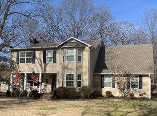 141 Ruddy Oak Dr, Martin, TN 38237