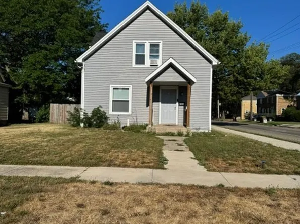 2326 Latham St, Rockford, IL 61103