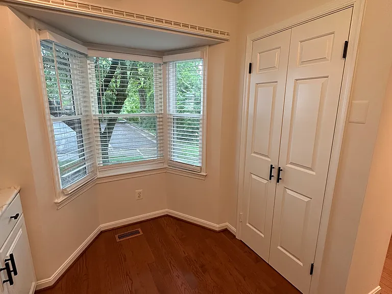 119 E Main St #1 — Photo 9