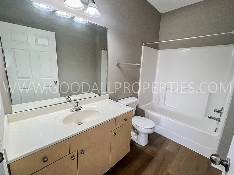 1207 NE 5th Ln #C11 — Photo 7