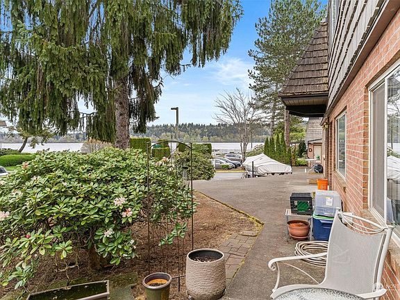 5th image of 3834 175th Ave NE APT 44