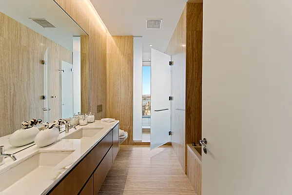 Sold by CORE | media 6