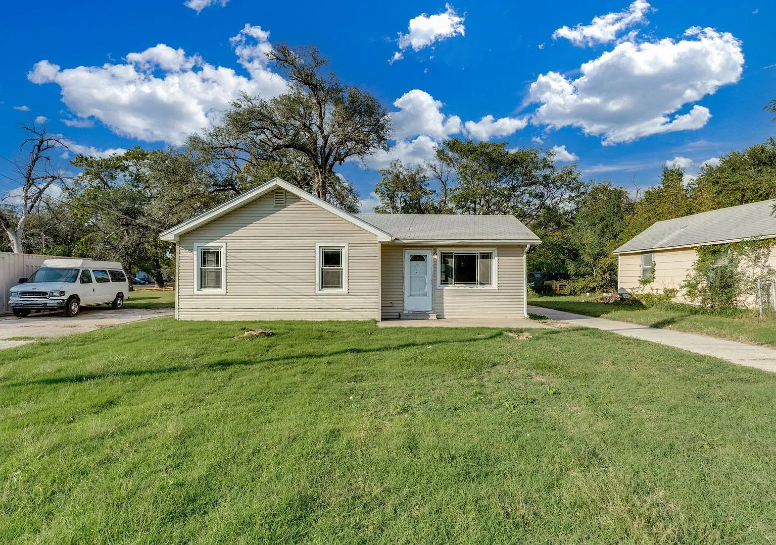 Updated 3-Bedroom Home — Photo 4