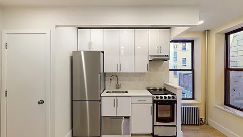 19 Stanton St #33A Photo 1