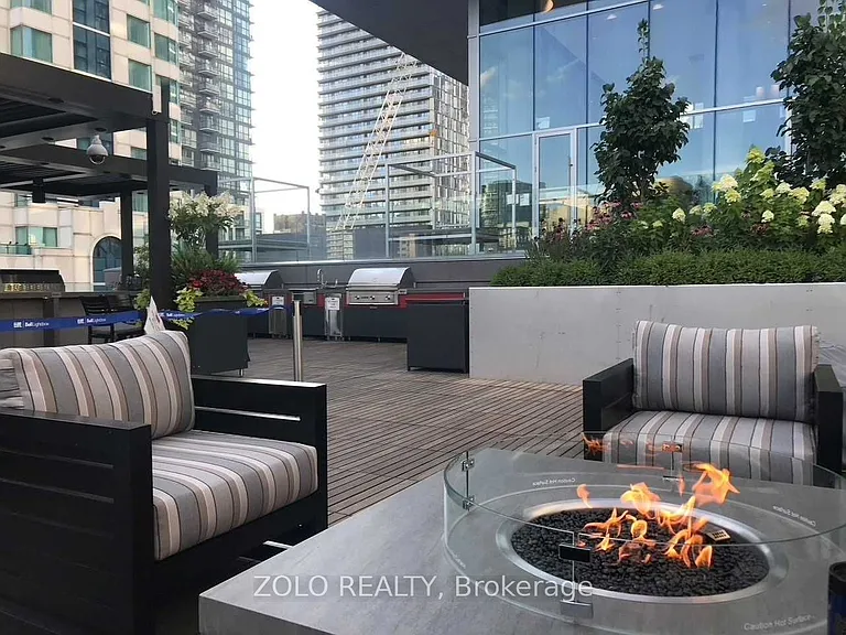 80 John St #3710 — Photo 8