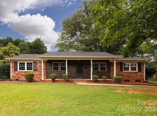 619 Holiday Rd, Gastonia, NC 28054