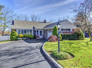 60 Holster Rd, Clifton, NJ 07013