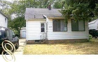 2nd image of 2918 Henry St