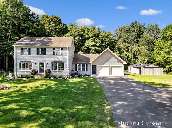 15415 Coalter Ave, Kent City, MI 49330