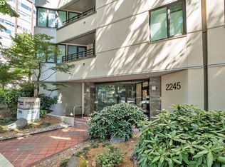 2245 SW Park Pl UNIT 8D, Portland, OR 97205