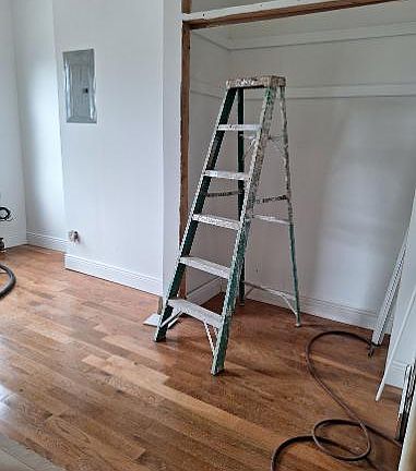 2nd image of 25-50 23rd St #2R