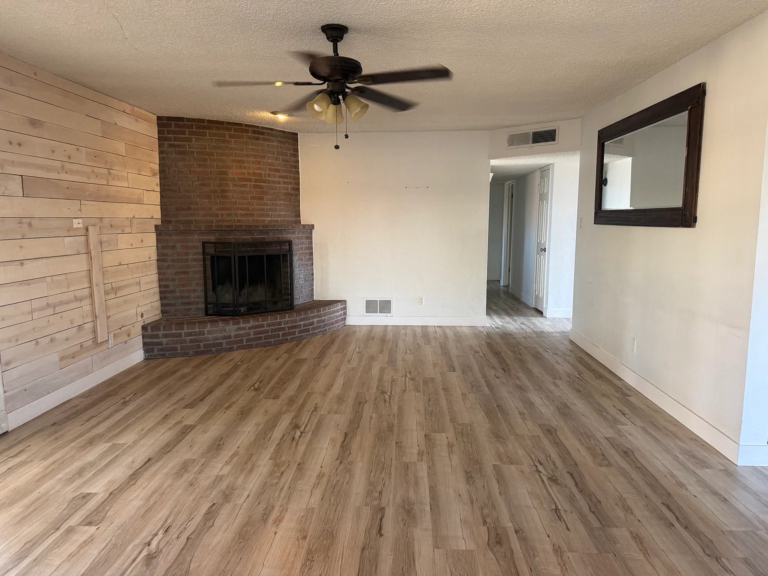 3 bed, 1526 sqft, $3,500 — Photo 4
