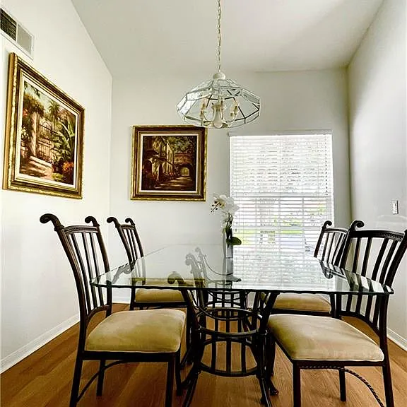 685 Windsor Sq #101 — Photo 14
