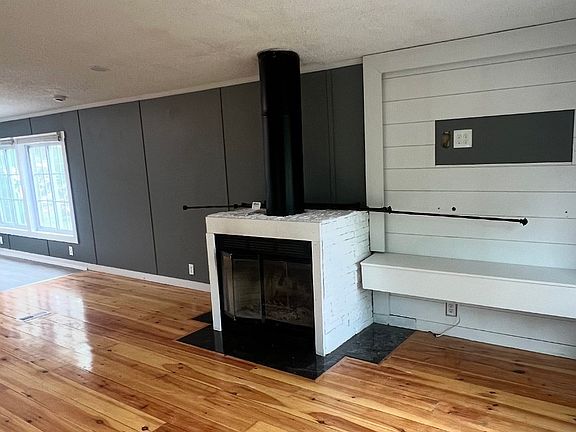 2nd image of 751 Washington St Lot 22