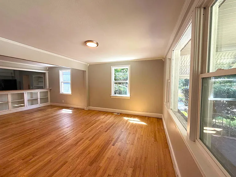 20 Hutto Ct — Photo 4