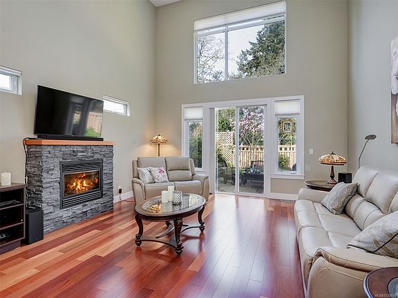3rd image of 854 Caroline Rd #2