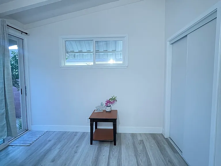 W Chateau Ave — Photo 5