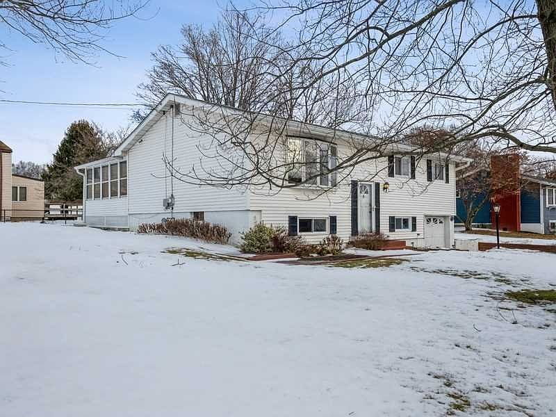 133 Riverview Dr, Fishkill, NY 12524 Zillow