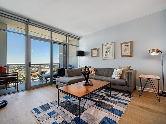 3rd image of 1235 S Prairie Ave APT 3506