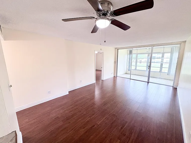 6070 NW 64th Ave #204 — Photo 8