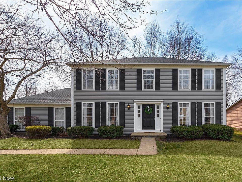 1st image of 20725 Parkwood Ln