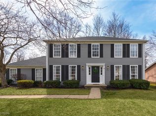 20725 Parkwood Ln, Strongsville, OH