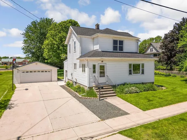 1911 Mason STREET, New Holstein, WI 53061