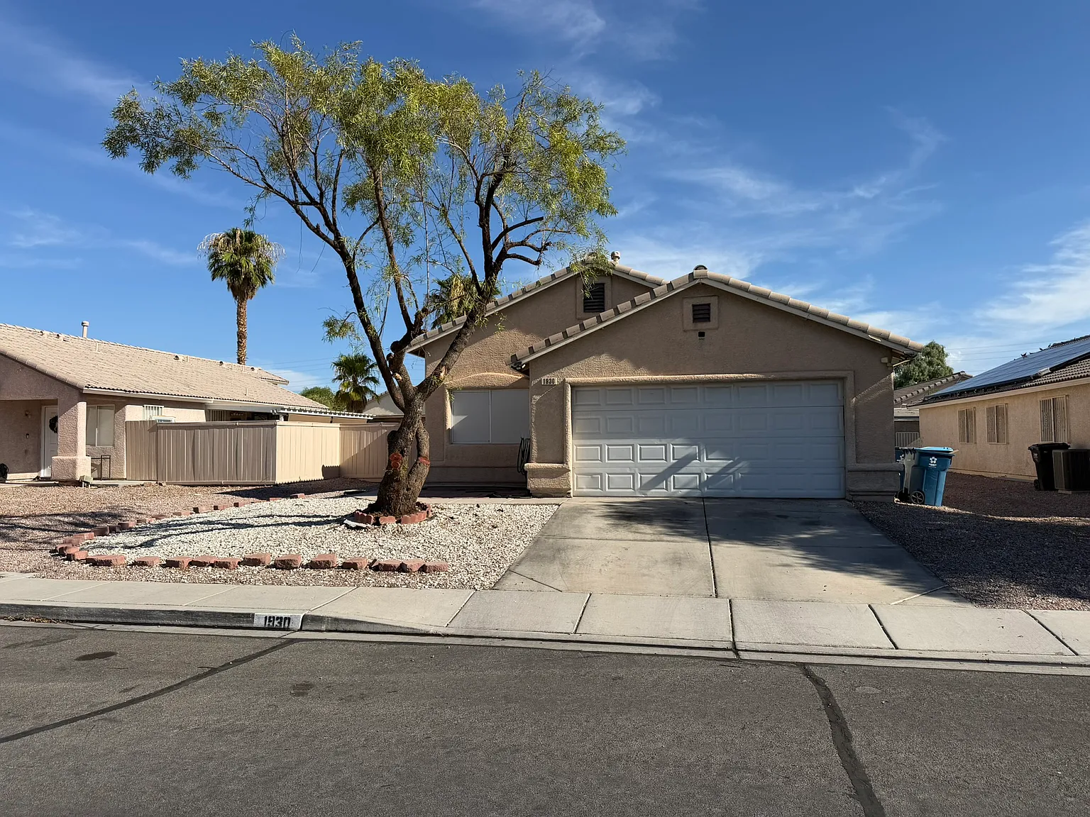4 bed, 1576 sqft, $1,950 — Photo 1