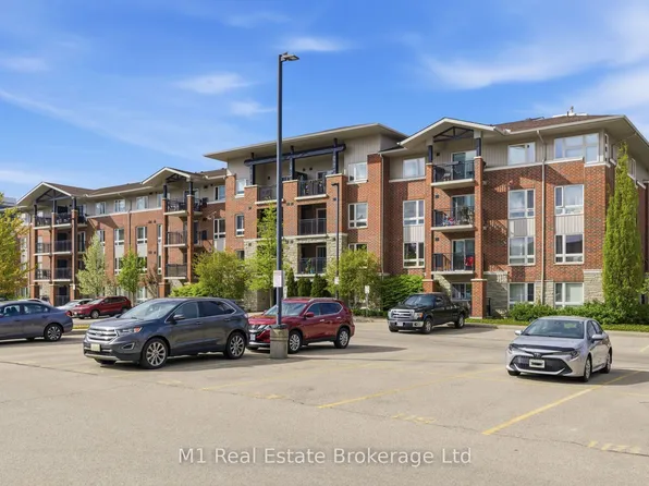 45 Goodwin Dr #311, Guelph, ON N1L 0E9
