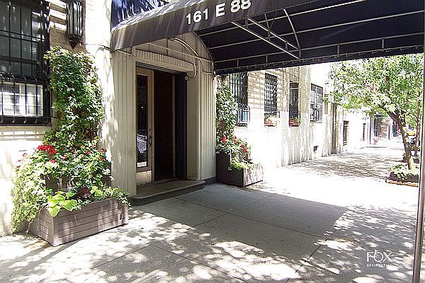 1st image of 161 E 88th St APT 1G