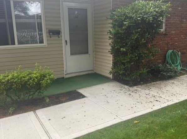 172 Parkcenter Dr
