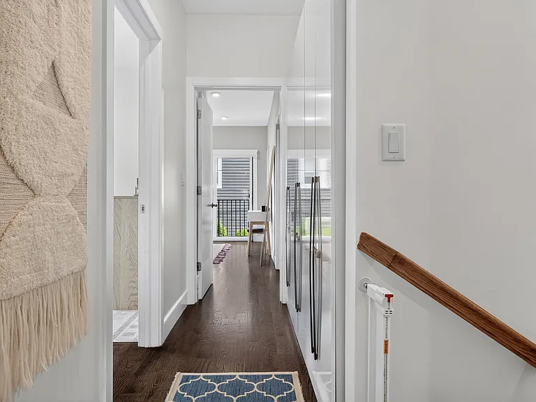 112 Webster Ave #1 — Photo 18