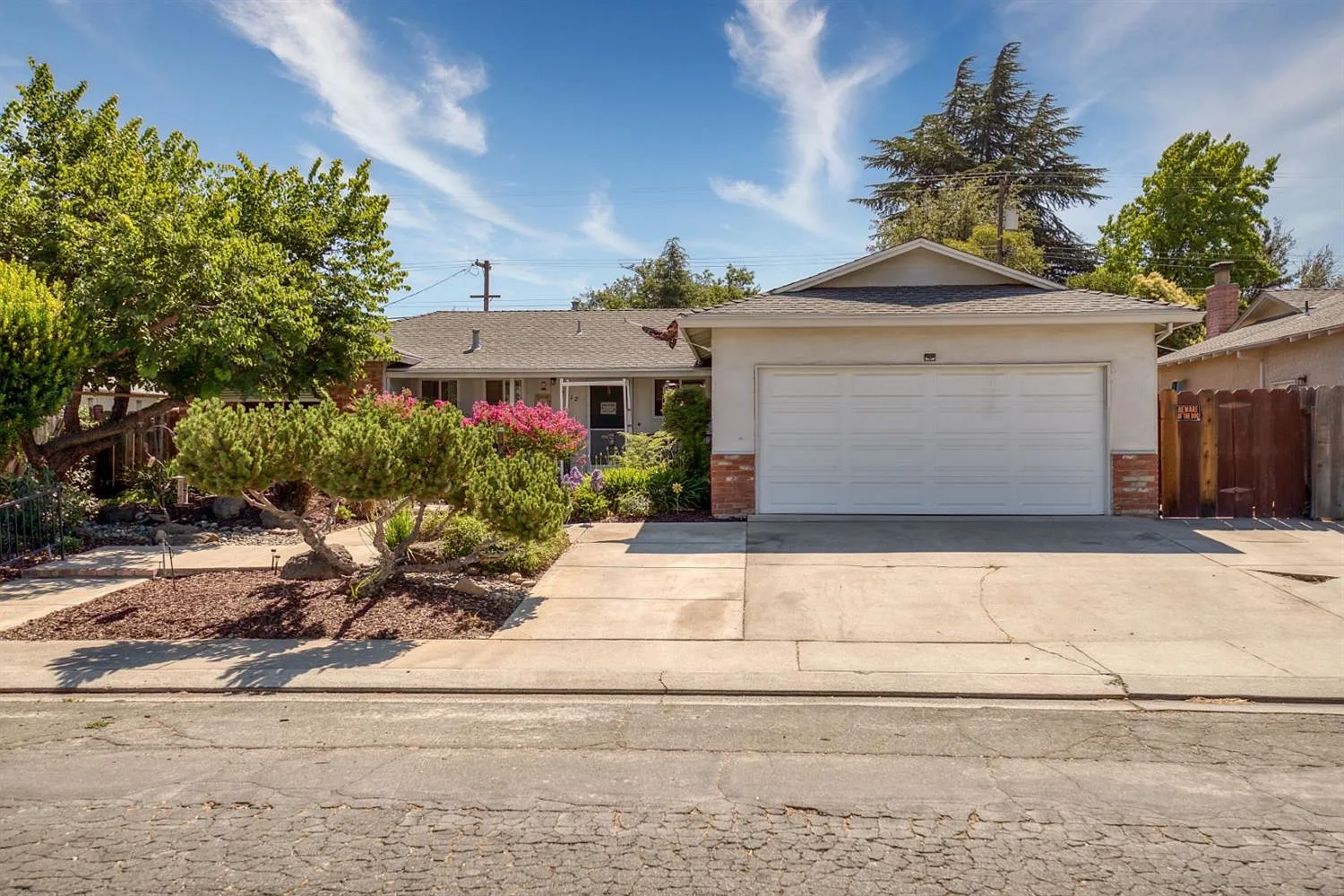 2412 Codding Dr photo 1