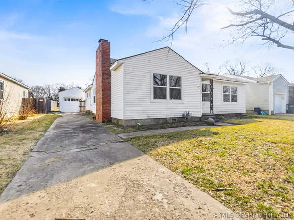 1860 S Armstrong Ave, Bartlesville, OK 74003