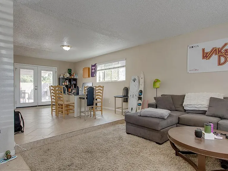 618 E Wesleyan Dr — Photo 8