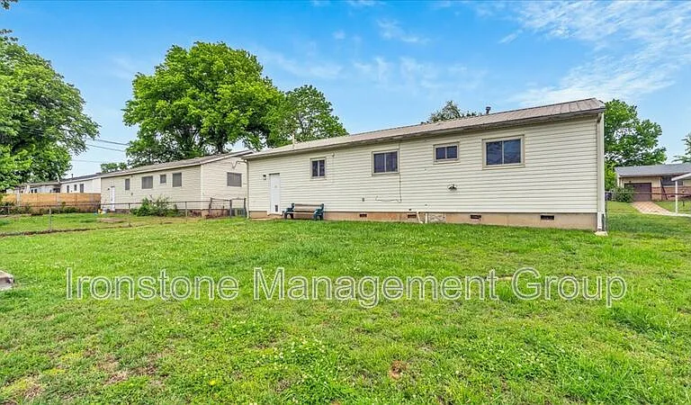 4956 S Maybelle Ave — Photo 14